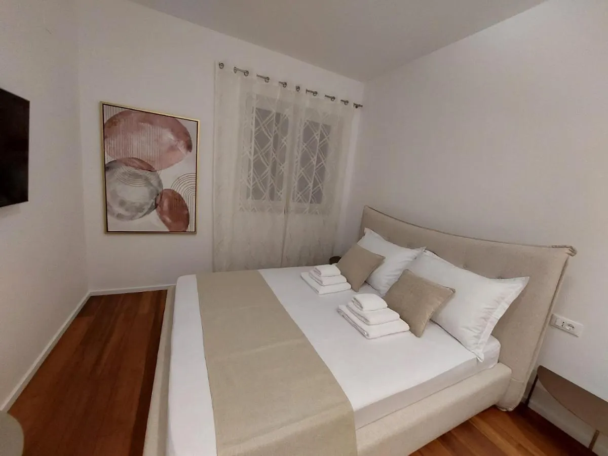 Adriatic Apartment Nada With Garden Fazana Croatia